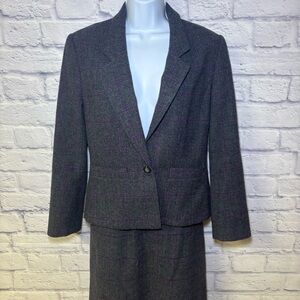 Vintage 90s Pendleton Virgin Mills wool blazer in gray and purple plaid tweed